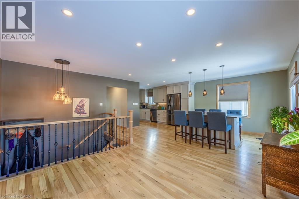 220 King Hiram Street, Ingersoll, Ontario  N5C 1L8 - Photo 9 - 40788949