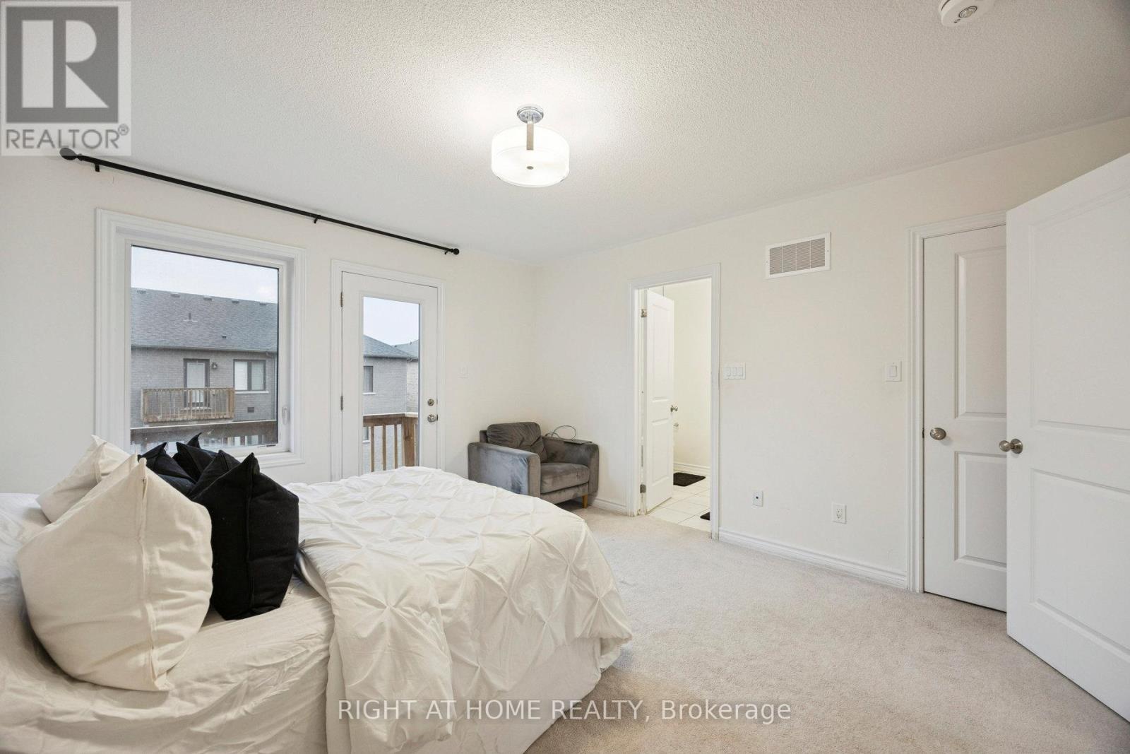 61 Douet Lane, Ajax, Ontario  L1Z 0V4 - Photo 29 - E12526136