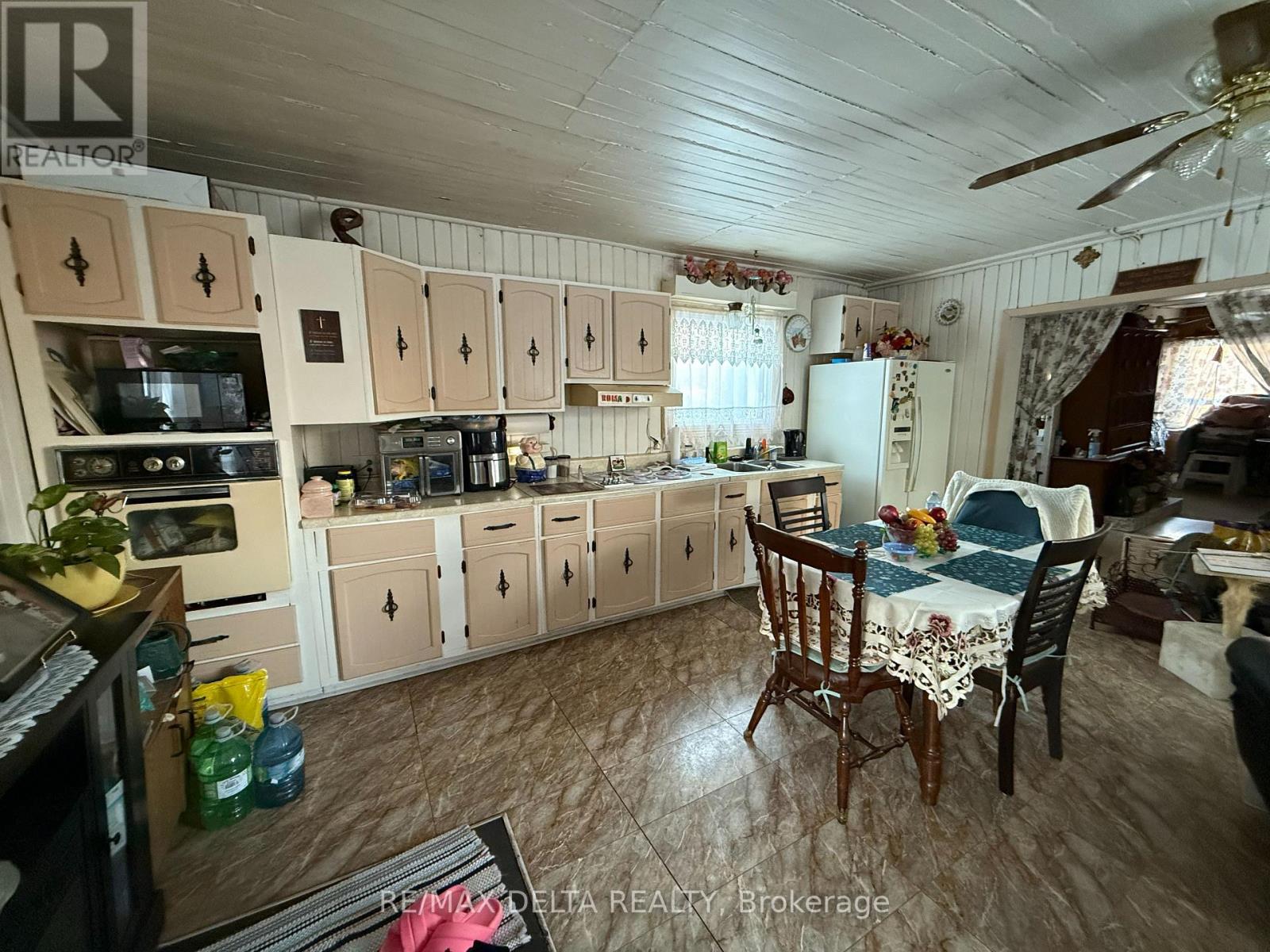 222 County Rd. 22 Road, The Nation, Ontario K0B 1N0 - Photo 6 - X12561156