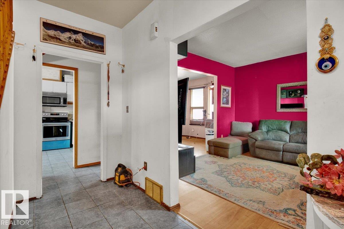 11010 106 Av Nw, Edmonton, Alberta  T5H 0R3 - Photo 13 - E4449936