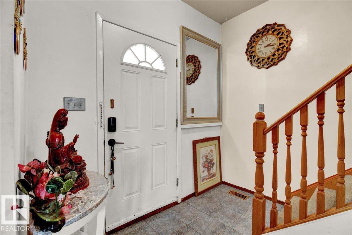 11010 106 Av Nw, Edmonton, Alberta  T5H 0R3 - Photo 11 - E4449936