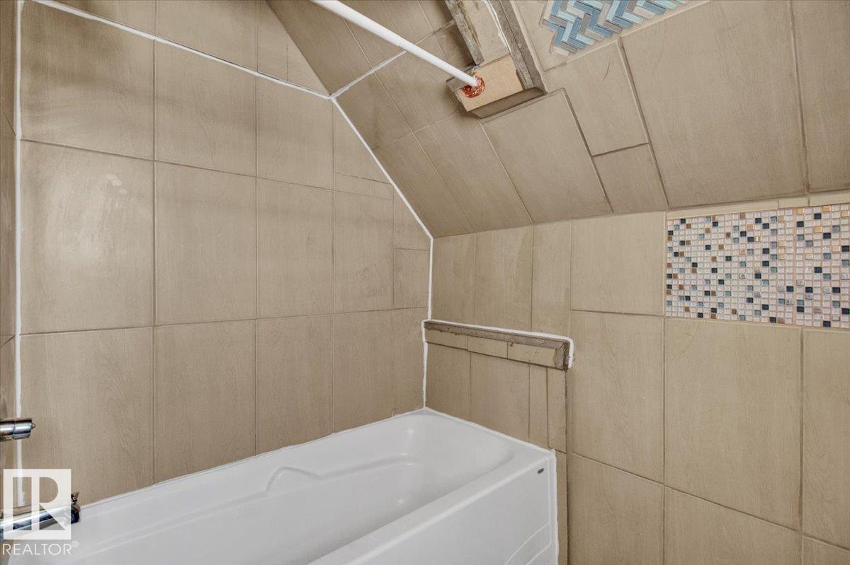 11010 106 Av Nw, Edmonton, Alberta  T5H 0R3 - Photo 33 - E4449936