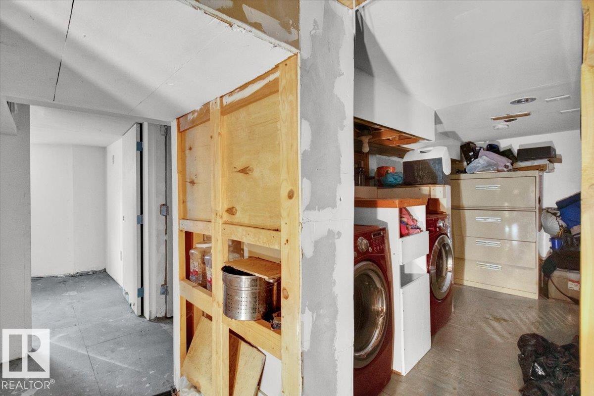 11010 106 Av Nw, Edmonton, Alberta  T5H 0R3 - Photo 48 - E4449936