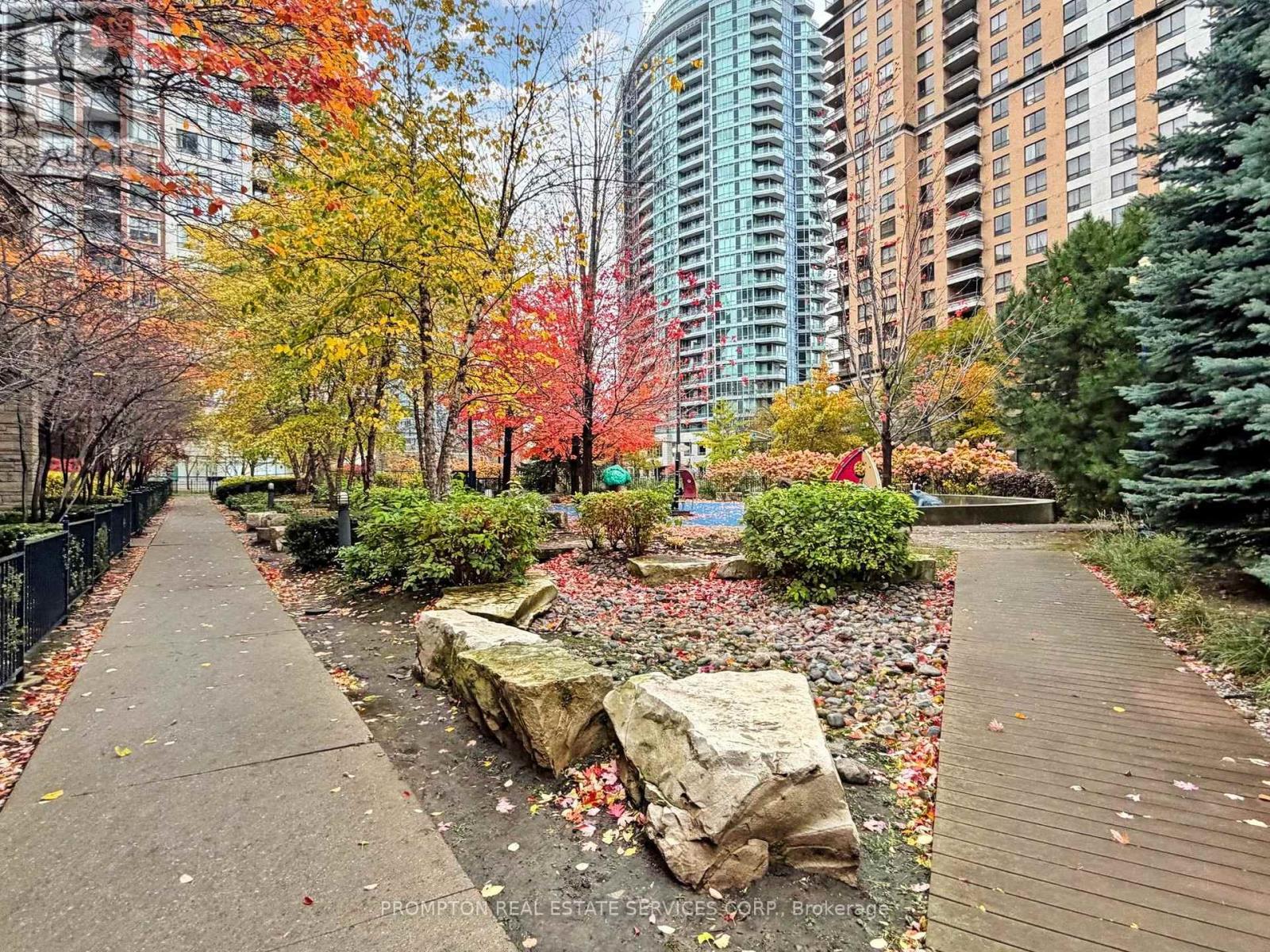 Th4 - 500 Doris Avenue, Toronto, Ontario  M2N 0C1 - Photo 46 - C12561152