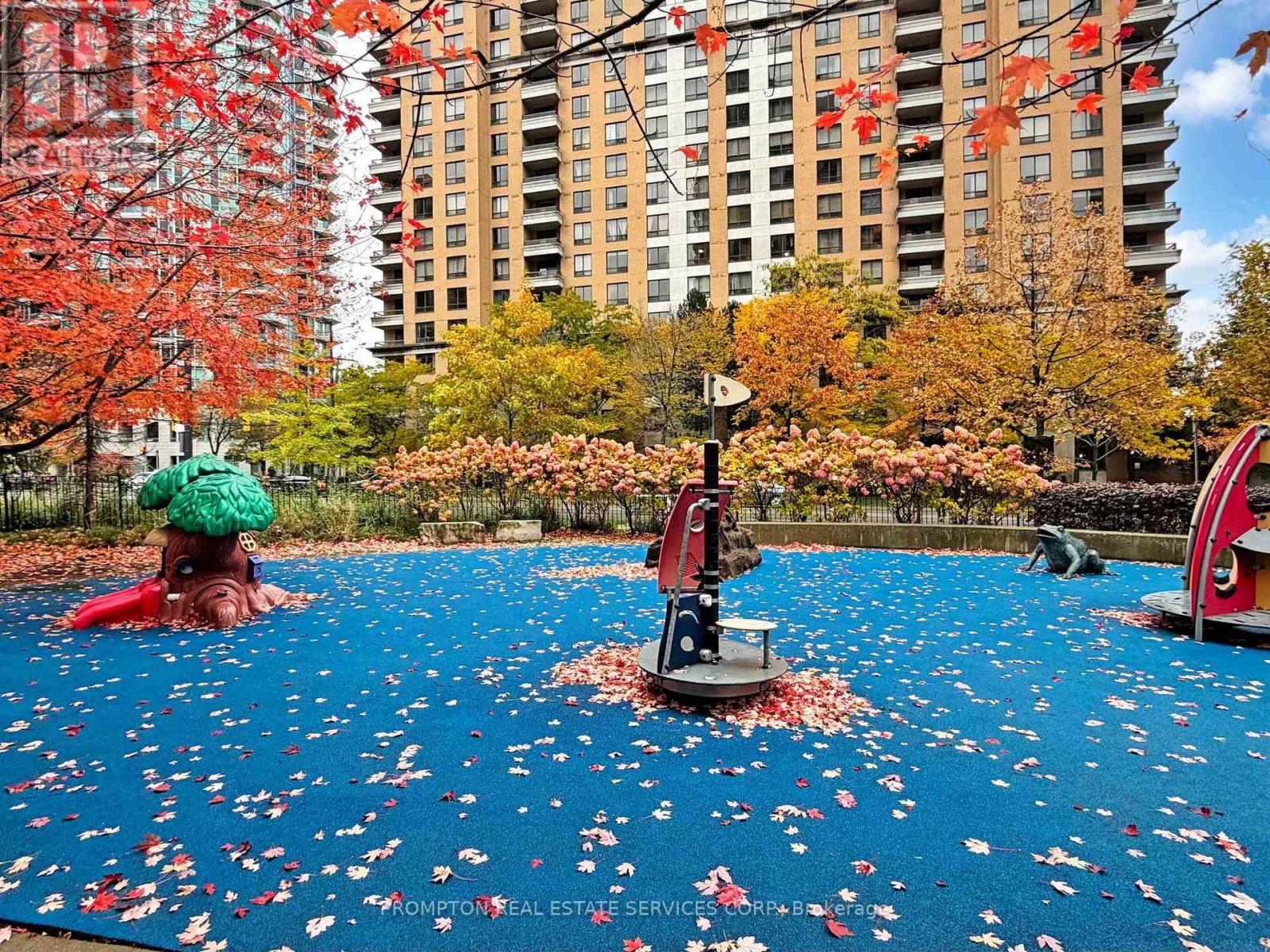 Th4 - 500 Doris Avenue, Toronto, Ontario  M2N 0C1 - Photo 50 - C12561152