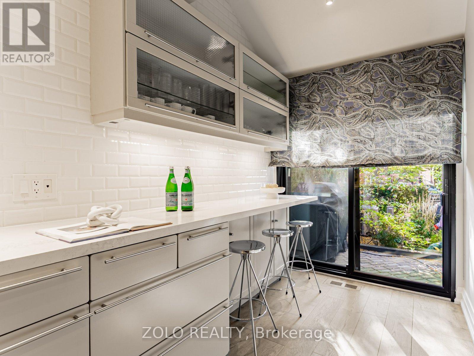 109 - 10 Walker Avenue, Toronto, Ontario  M4V 1G2 - Photo 10 - C12561160