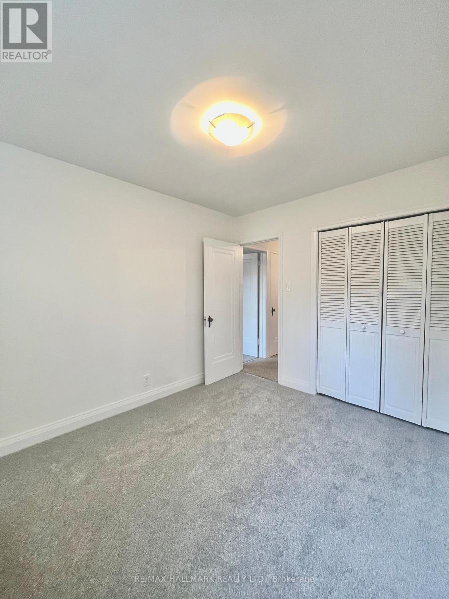 59 Divadale Drive, Toronto, Ontario  M4G 2P1 - Photo 19 - C12561166