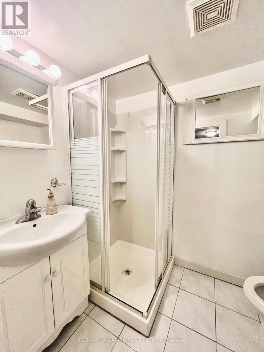 59 Divadale Drive, Toronto, Ontario  M4G 2P1 - Photo 25 - C12561166