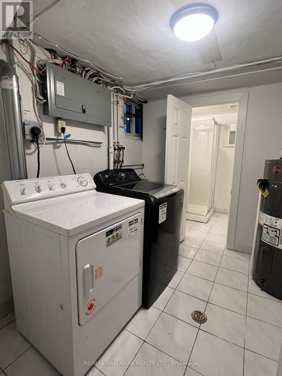 59 Divadale Drive, Toronto, Ontario  M4G 2P1 - Photo 26 - C12561166