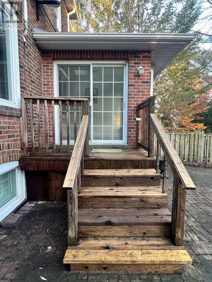 59 Divadale Drive, Toronto, Ontario  M4G 2P1 - Photo 27 - C12561166