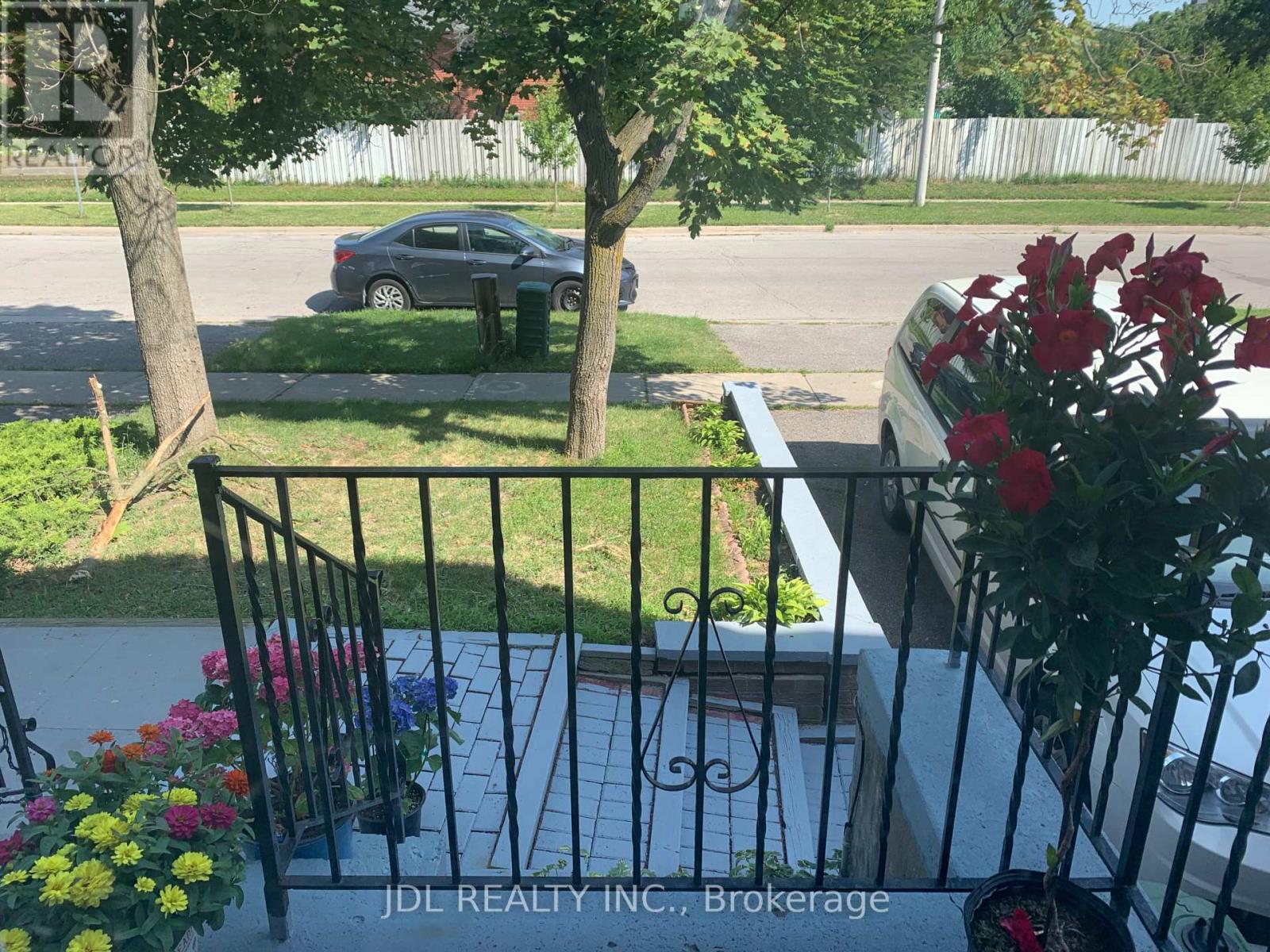 135 Corinthian Boulevard, Toronto, Ontario  M1W 1B7 - Photo 7 - E12561174