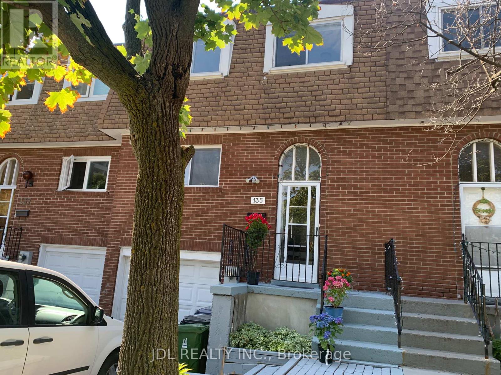 135 Corinthian Boulevard, Toronto, Ontario  M1W 1B7 - Photo 8 - E12561174