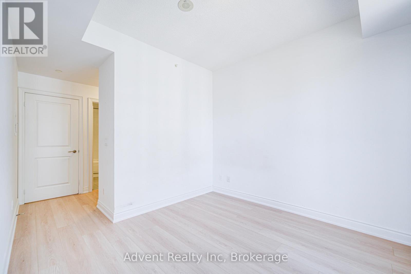 611 - 33 Clegg Road, Markham, Ontario  L6G 0B2 - Photo 13 - N12561172