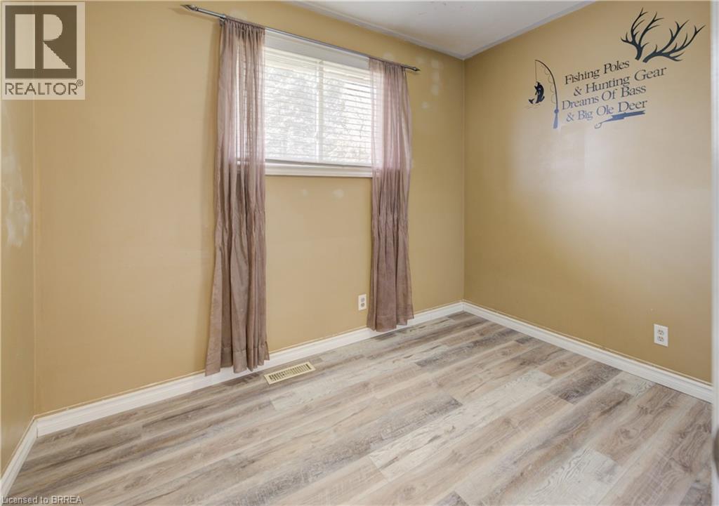 124 Oak Street, Simcoe, Ontario  N3Y 4S3 - Photo 17 - 40789207