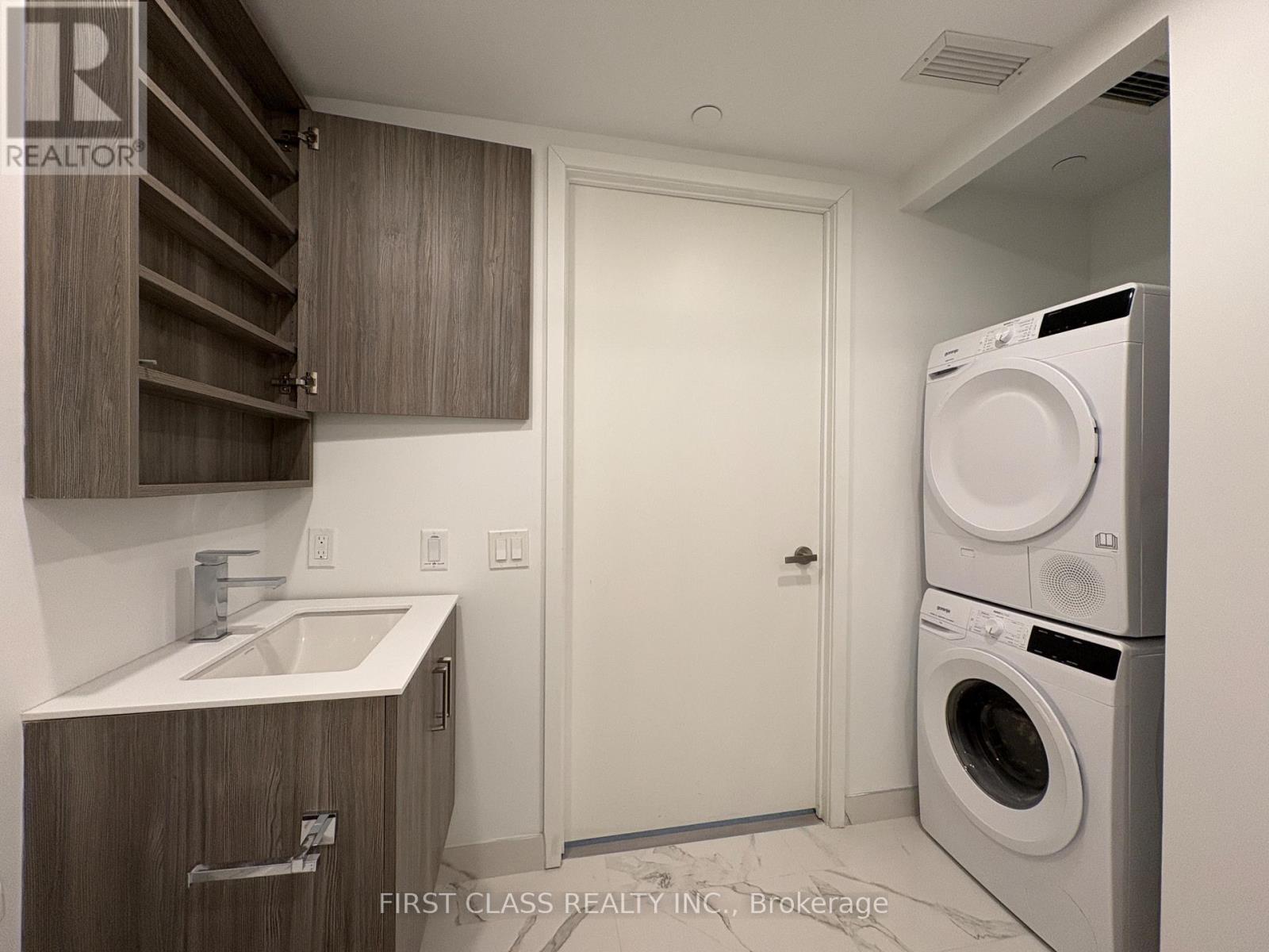 816 - 88 Queen Street E, Toronto, Ontario  M5C 0B6 - Photo 14 - C12561198