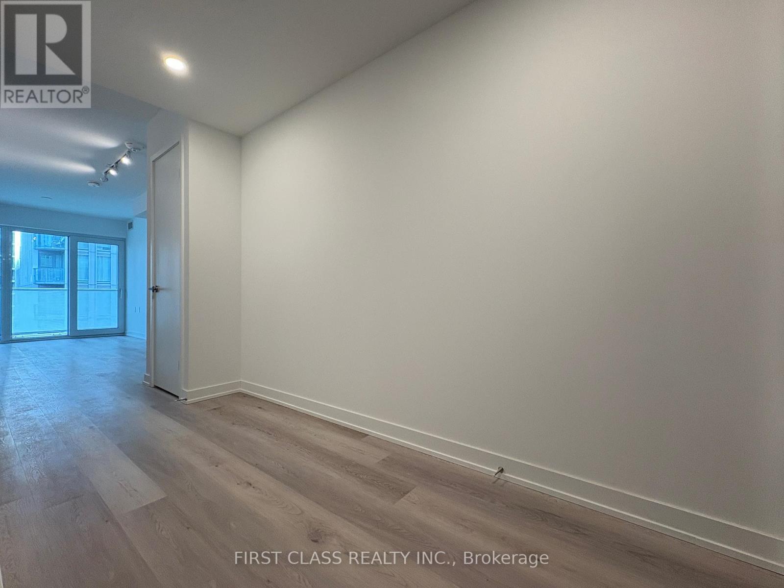 816 - 88 Queen Street E, Toronto, Ontario  M5C 0B6 - Photo 6 - C12561198