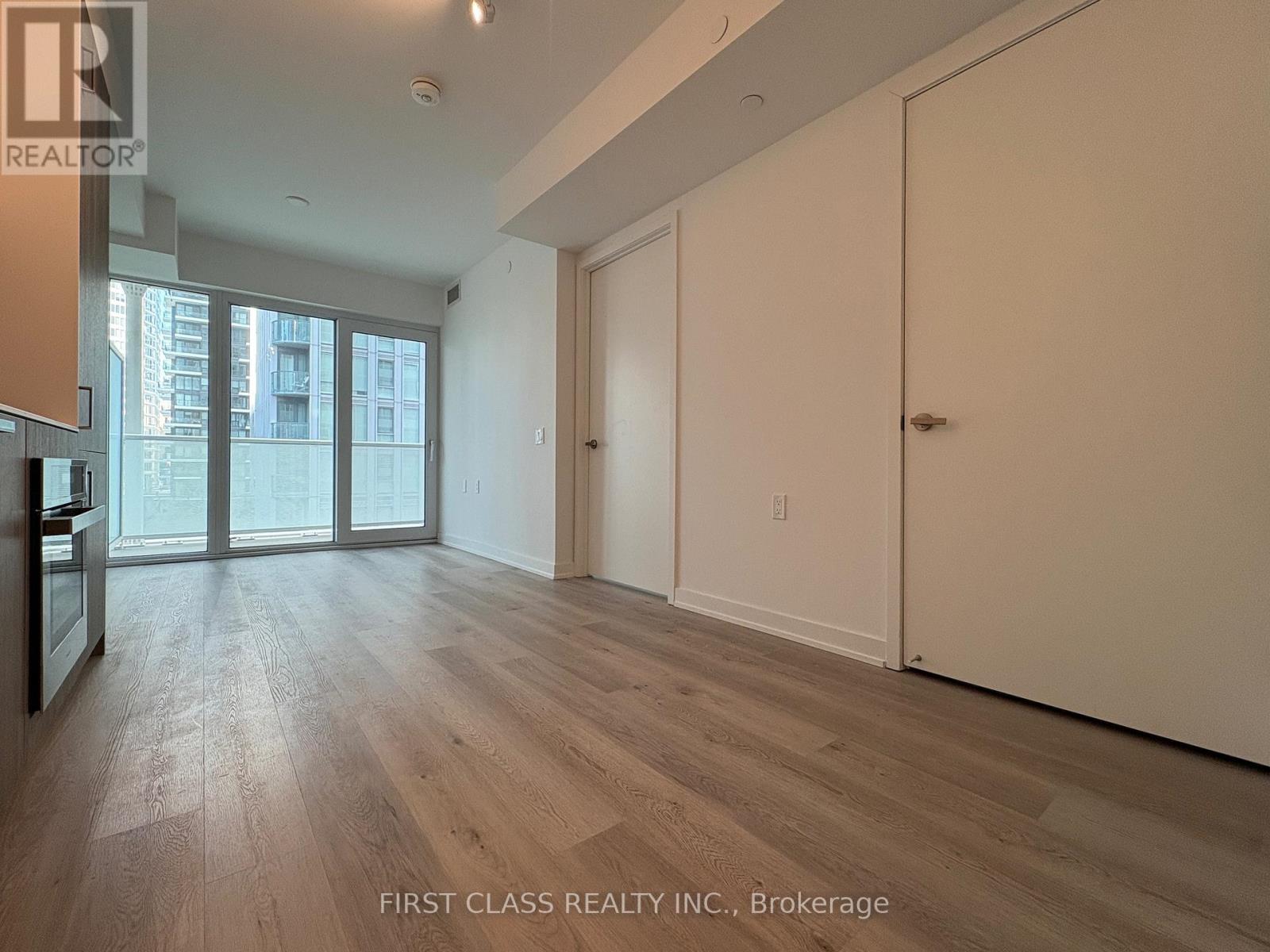 816 - 88 Queen Street E, Toronto, Ontario  M5C 0B6 - Photo 7 - C12561198