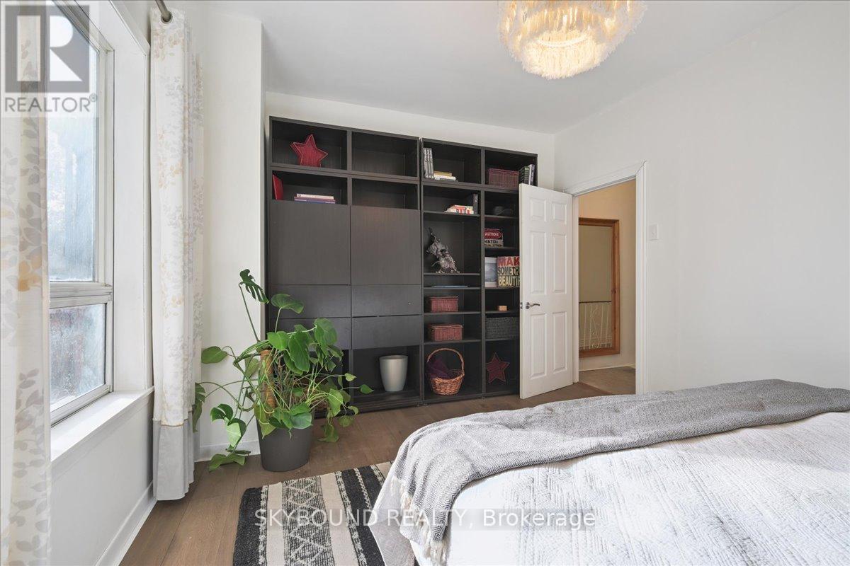 1051 College Street, Toronto, Ontario  M6H 1B1 - Photo 11 - C12561222