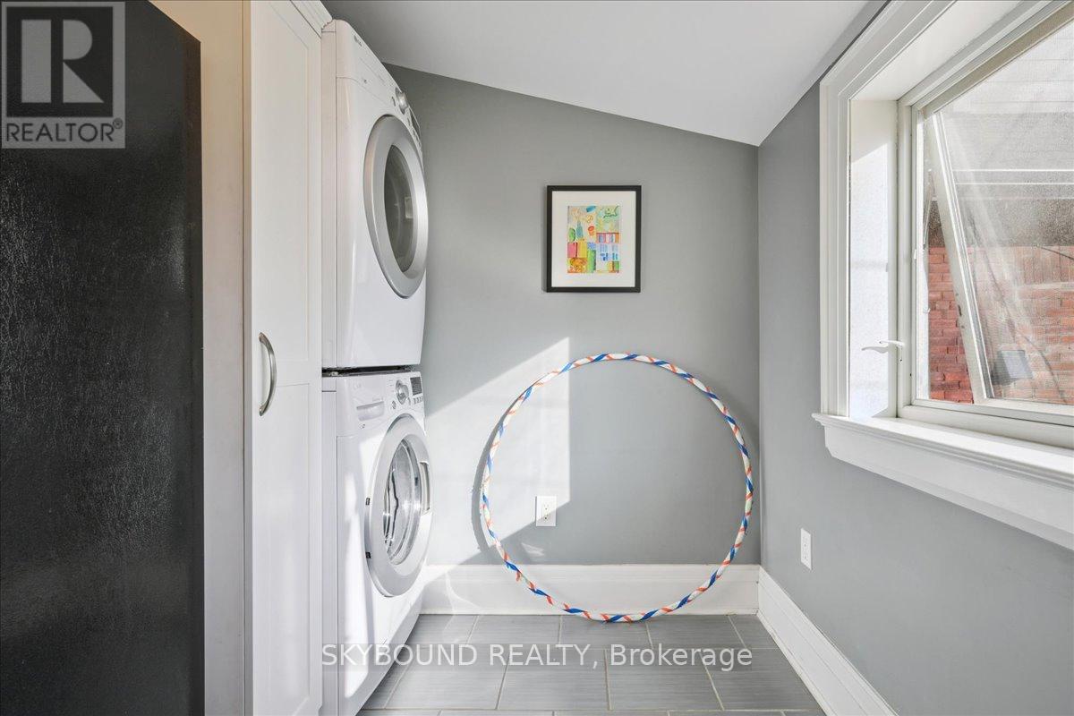 1051 College Street, Toronto, Ontario  M6H 1B1 - Photo 19 - C12561222