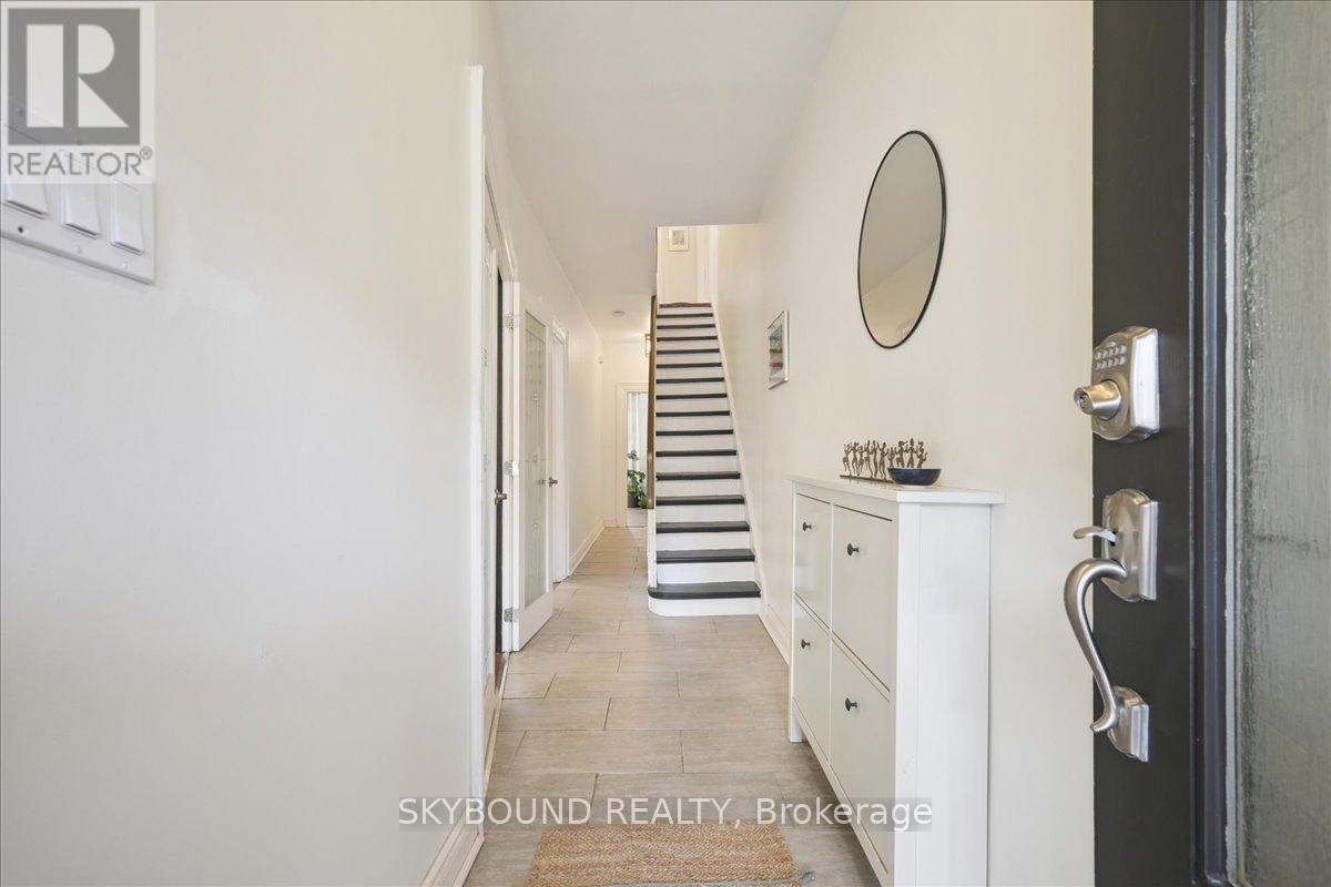 1051 College Street, Toronto, Ontario  M6H 1B1 - Photo 5 - C12561222