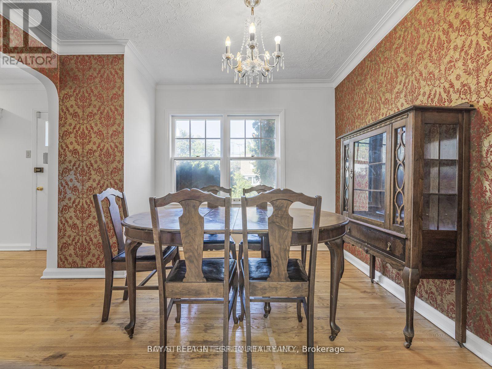 7 Devondale Avenue, Toronto, Ontario  M2R 2C9 - Photo 12 - C12561244