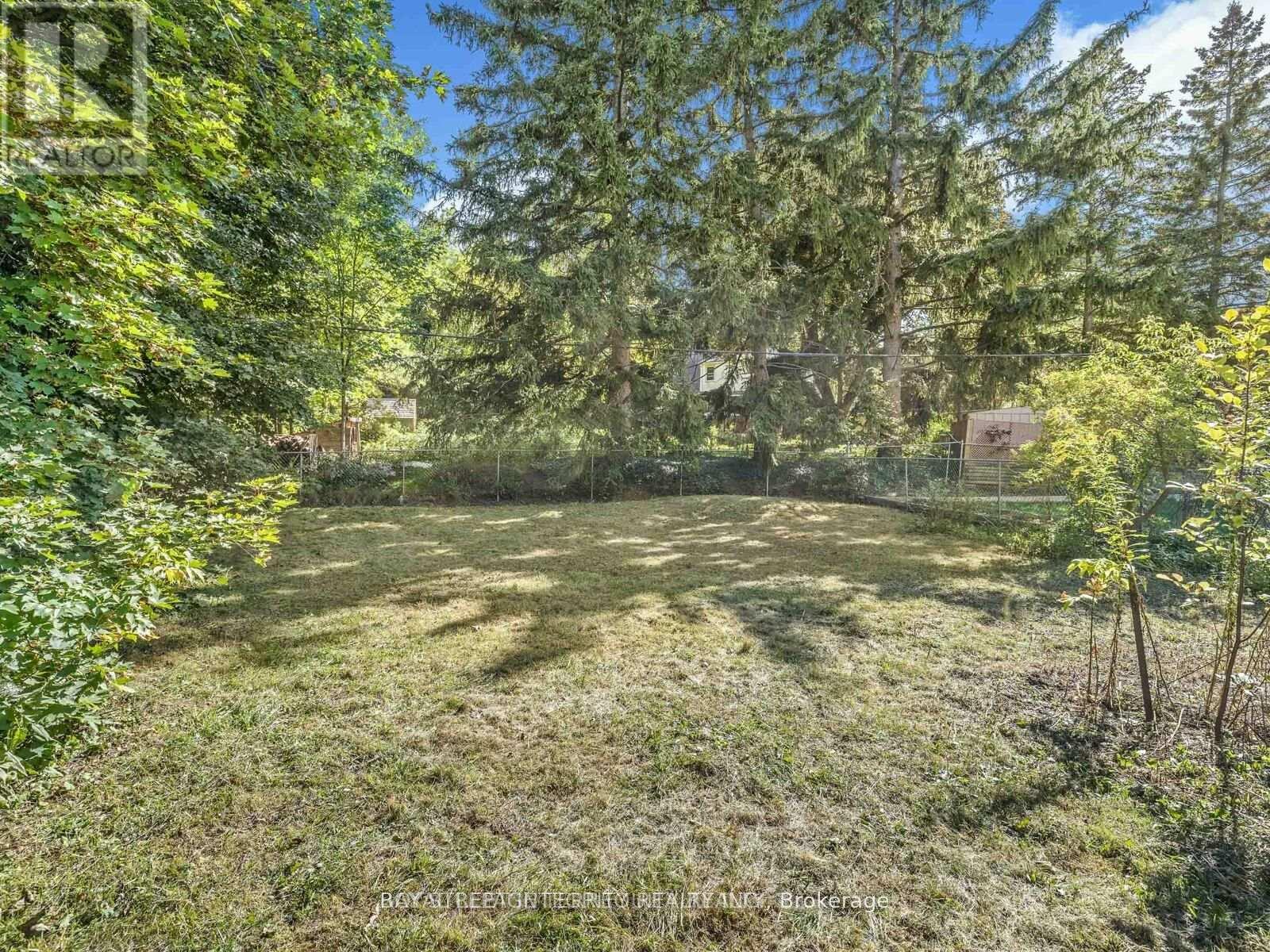 7 Devondale Avenue, Toronto, Ontario  M2R 2C9 - Photo 21 - C12561244