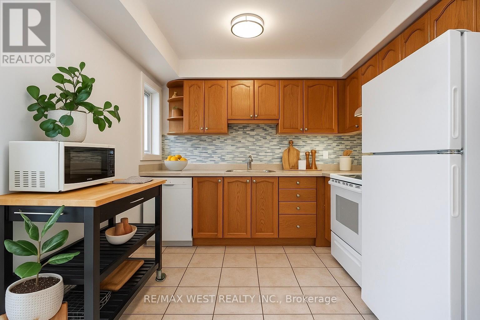 34 - 740 Kennedy Road, Toronto, Ontario  M1K 2C5 - Photo 3 - E12561204