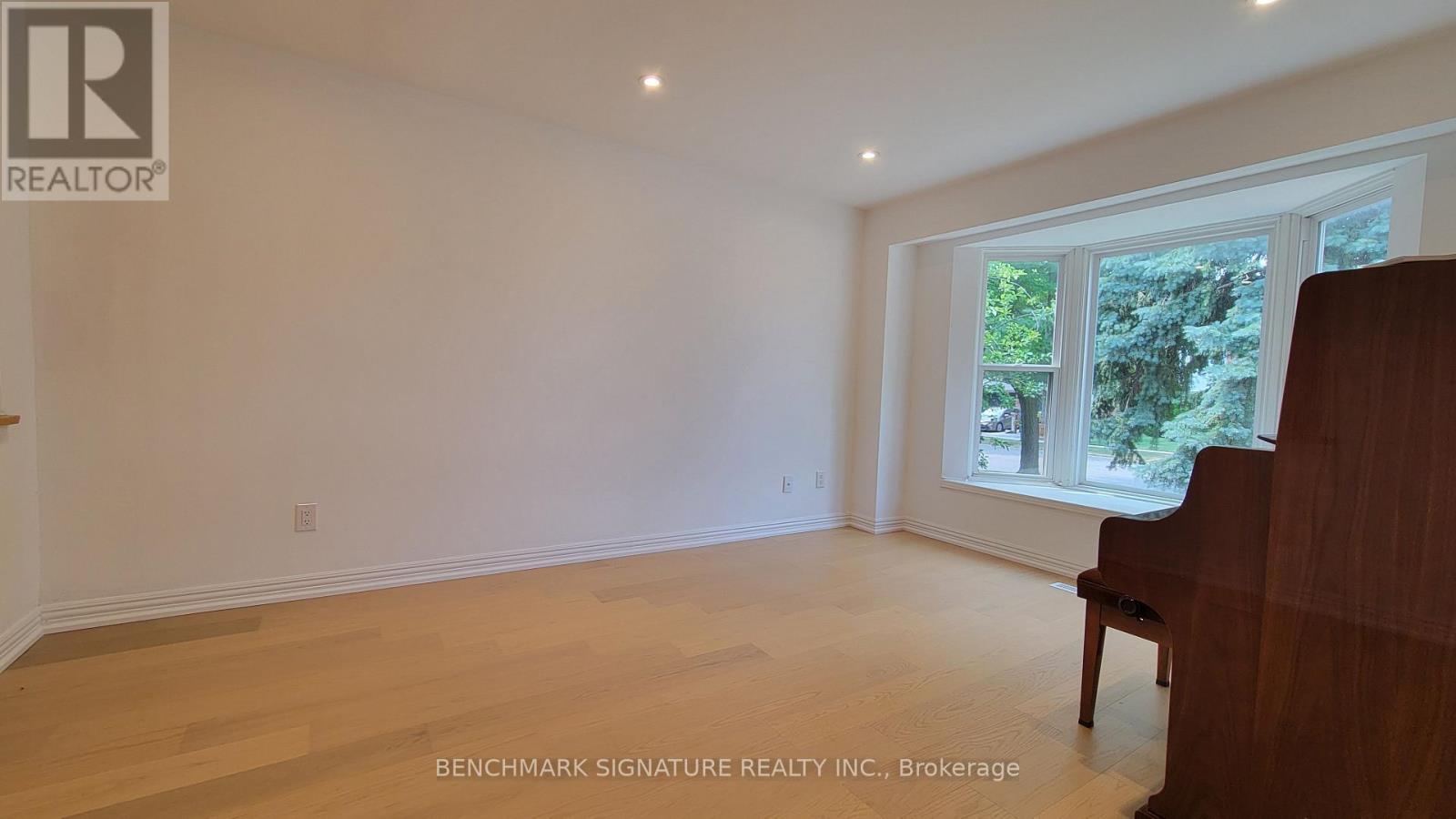 35 Wintermute Boulevard, Toronto, Ontario  M1W 3M5 - Photo 26 - E12561224