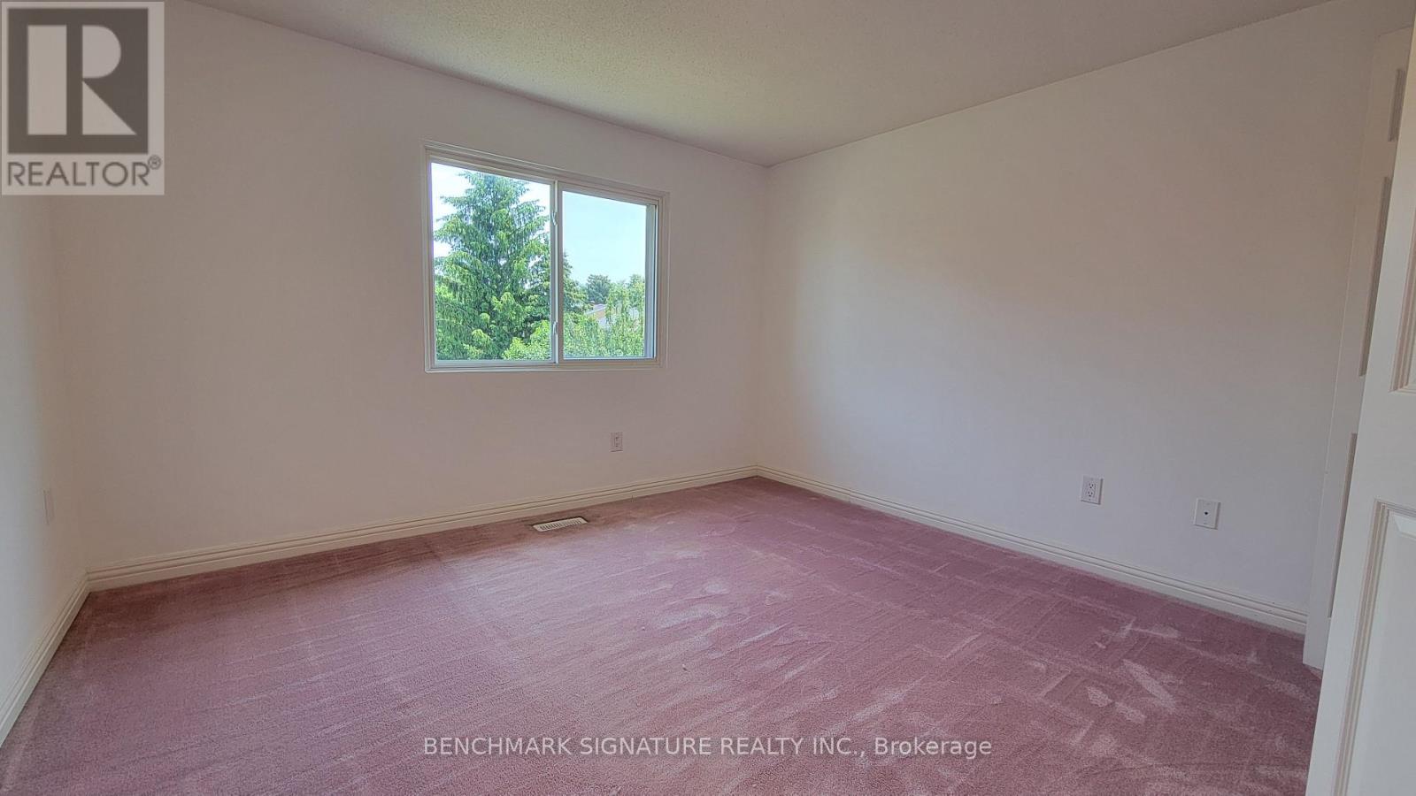 35 Wintermute Boulevard, Toronto, Ontario  M1W 3M5 - Photo 9 - E12561224