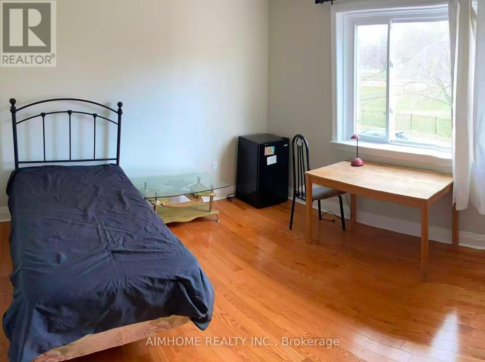 Rm L   81 Dentonia Park Avenue, Toronto, Ontario  M4C 1X1 - Photo 4 - E12561238