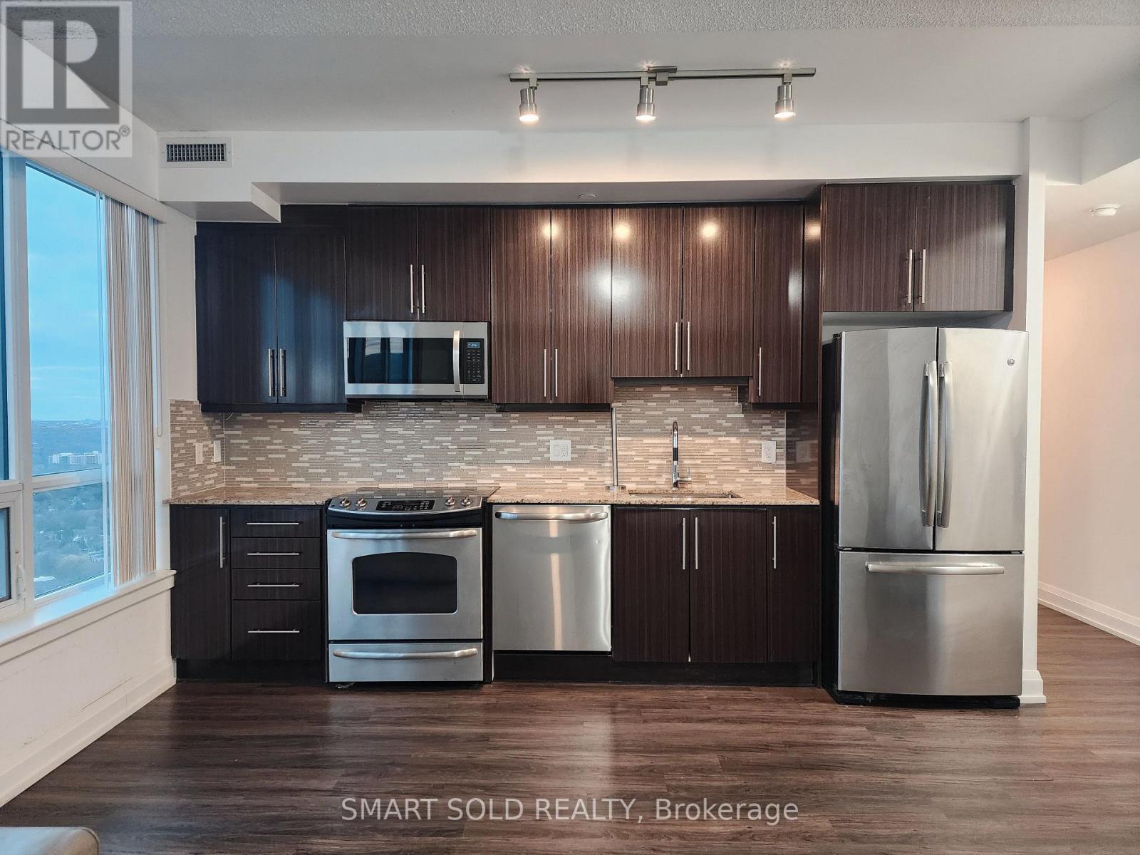 Ph202 - 7171 Yonge Street, Markham, Ontario  L3T 0C5 - Photo 4 - N12561180