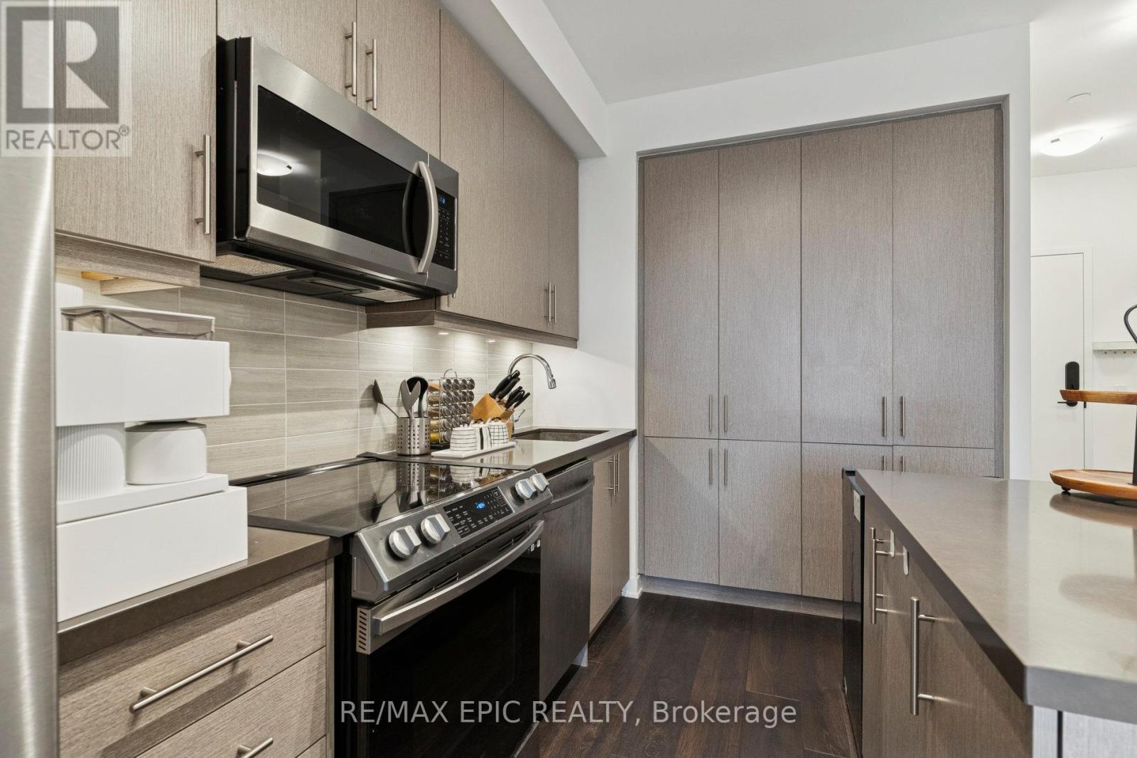 202 - 95 Oneida Crescent, Richmond Hill, Ontario  L4B 0H5 - Photo 12 - N12561188