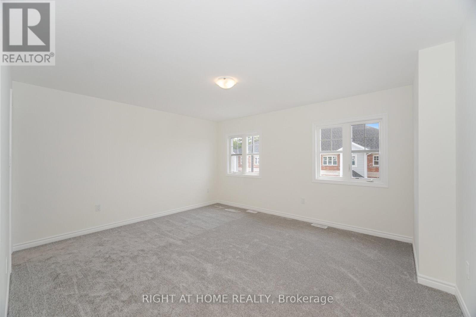 16 Ravenscraig Place, Innisfil, Ontario  L0L 1L0 - Photo 18 - N12561194