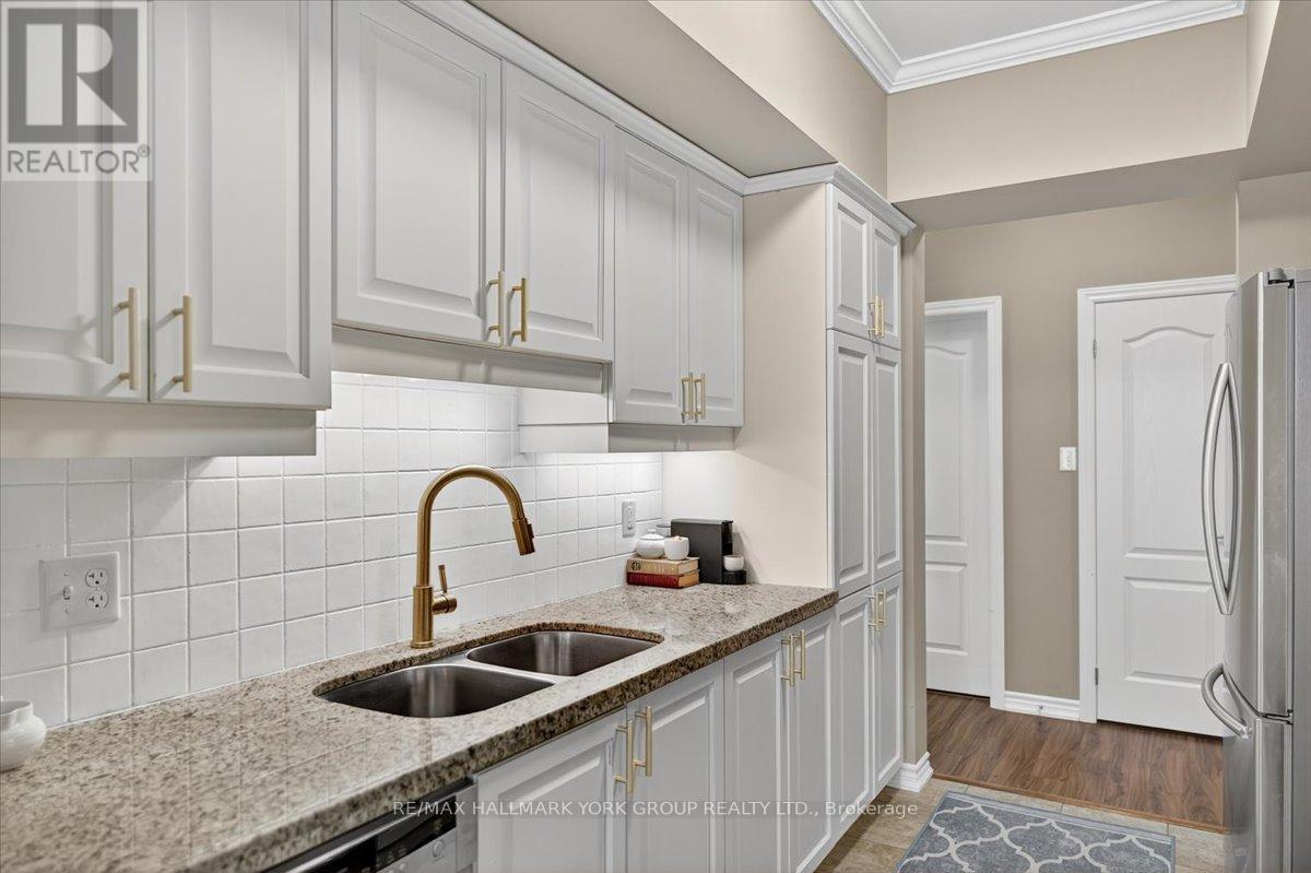 211 - 45 Ferndale Drive S, Barrie, Ontario  L4N 5W7 - Photo 10 - S12561184