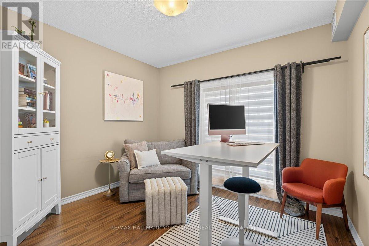 211 - 45 Ferndale Drive S, Barrie, Ontario  L4N 5W7 - Photo 17 - S12561184