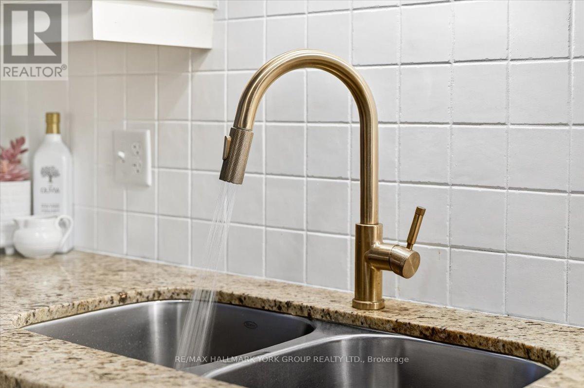 211 - 45 Ferndale Drive S, Barrie, Ontario  L4N 5W7 - Photo 17 - S12561186