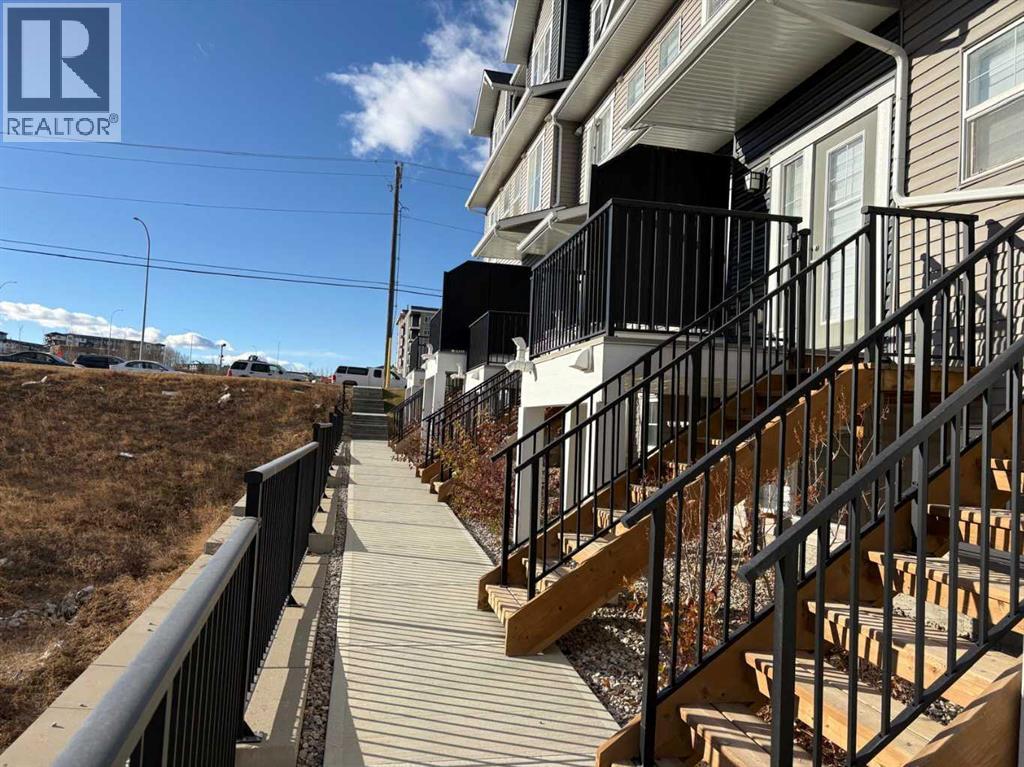 1409 Sage Hill Grove Nw, Calgary, Alberta  T3R 2A1 - Photo 6 - A2269271