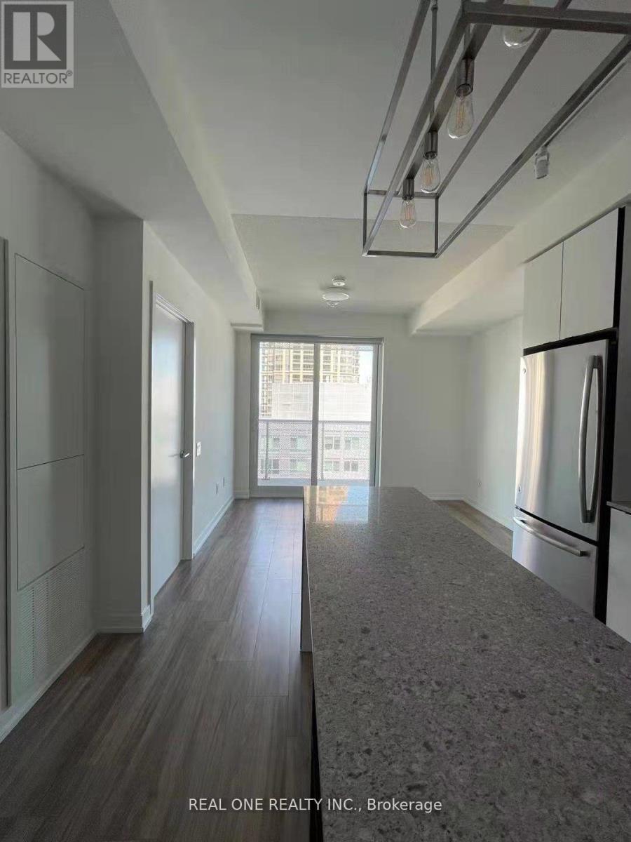 1907 - 4065 Confederation Parkway, Mississauga, Ontario  L5B 0L4 - Photo 7 - W12561182