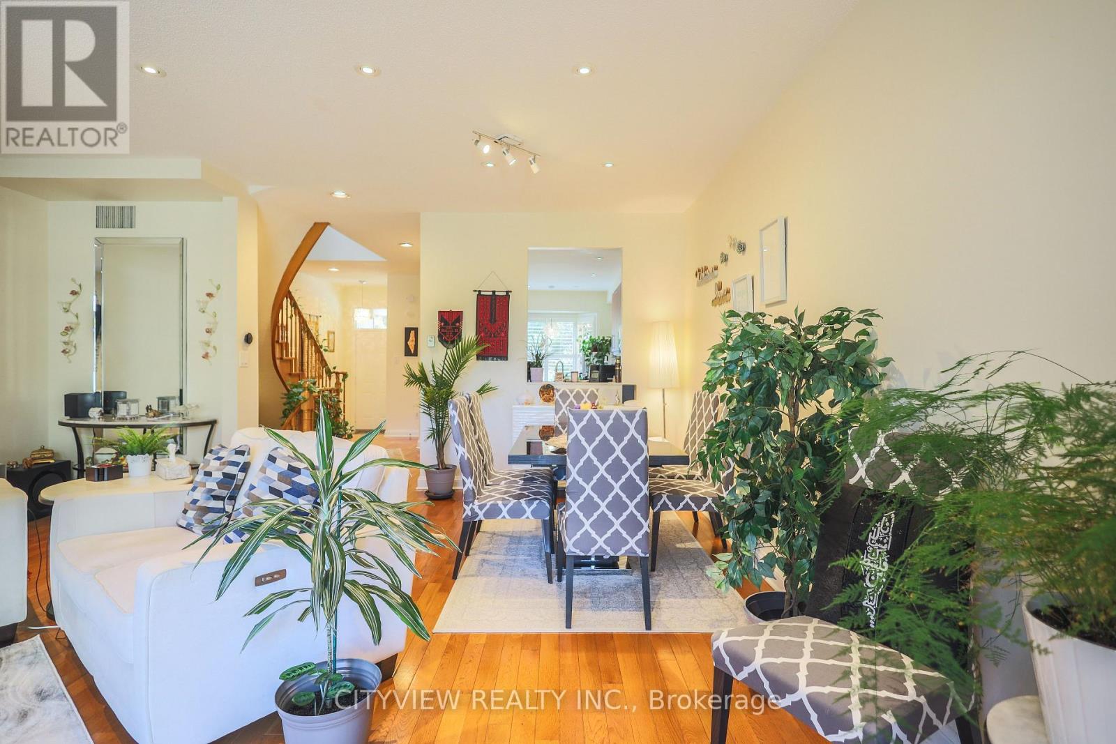 3593 Kariya Drive, Mississauga, Ontario  L5B 3J2 - Photo 12 - W12561192