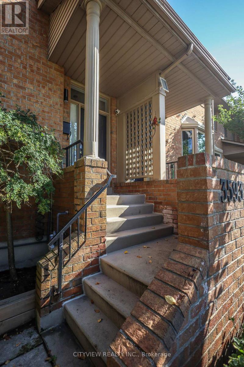 3593 Kariya Drive, Mississauga, Ontario  L5B 3J2 - Photo 3 - W12561192