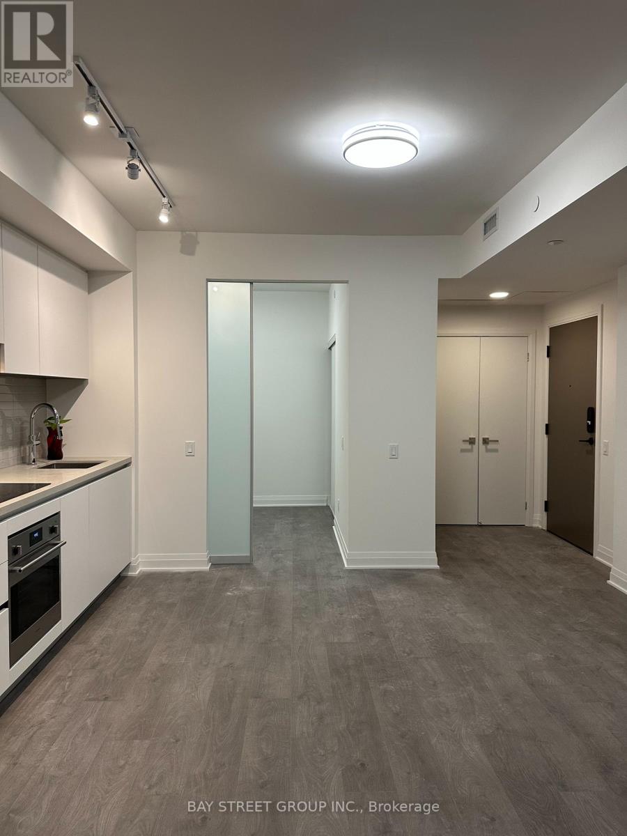 4015 The Exchange Street, Mississauga, Ontario  L5B 0N9 - Photo 11 - W12561202