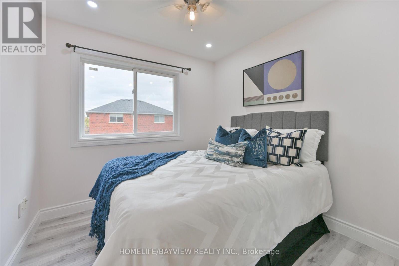 3956 Bentridge Road, Mississauga, Ontario  L5N 7V8 - Photo 25 - W12561232