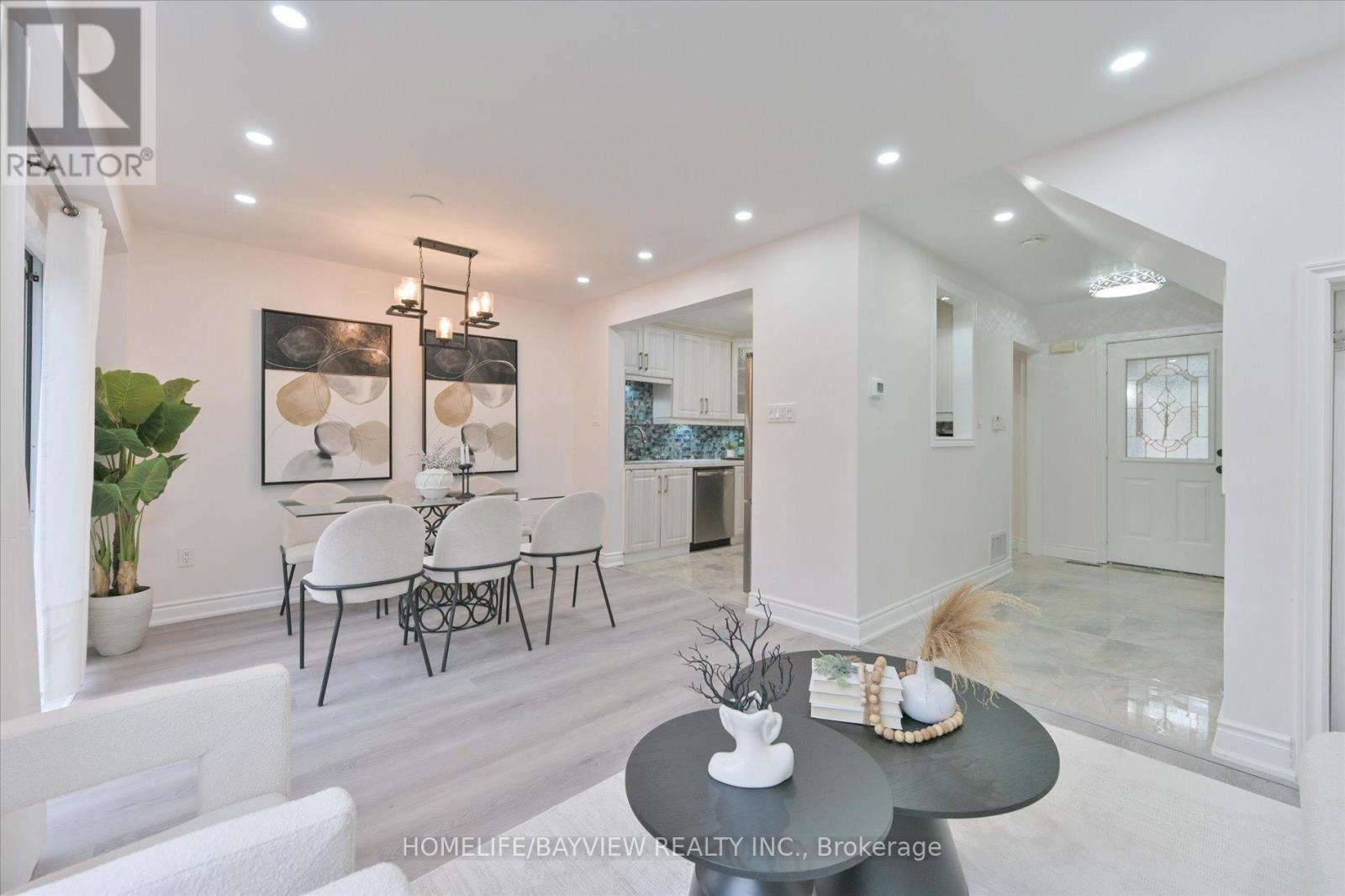 3956 Bentridge Road, Mississauga, Ontario  L5N 7V8 - Photo 12 - W12561236