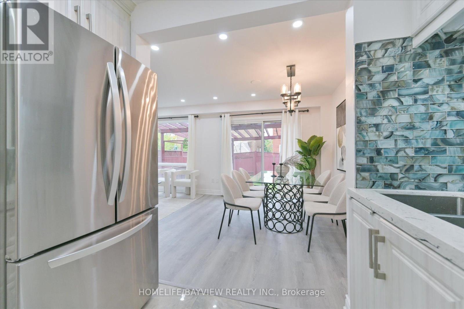 3956 Bentridge Road, Mississauga, Ontario  L5N 7V8 - Photo 15 - W12561236