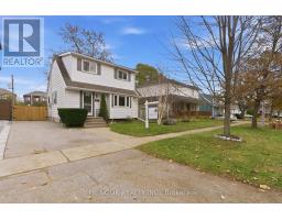 135 ADMIRAL ROAD, Ajax, Ontario