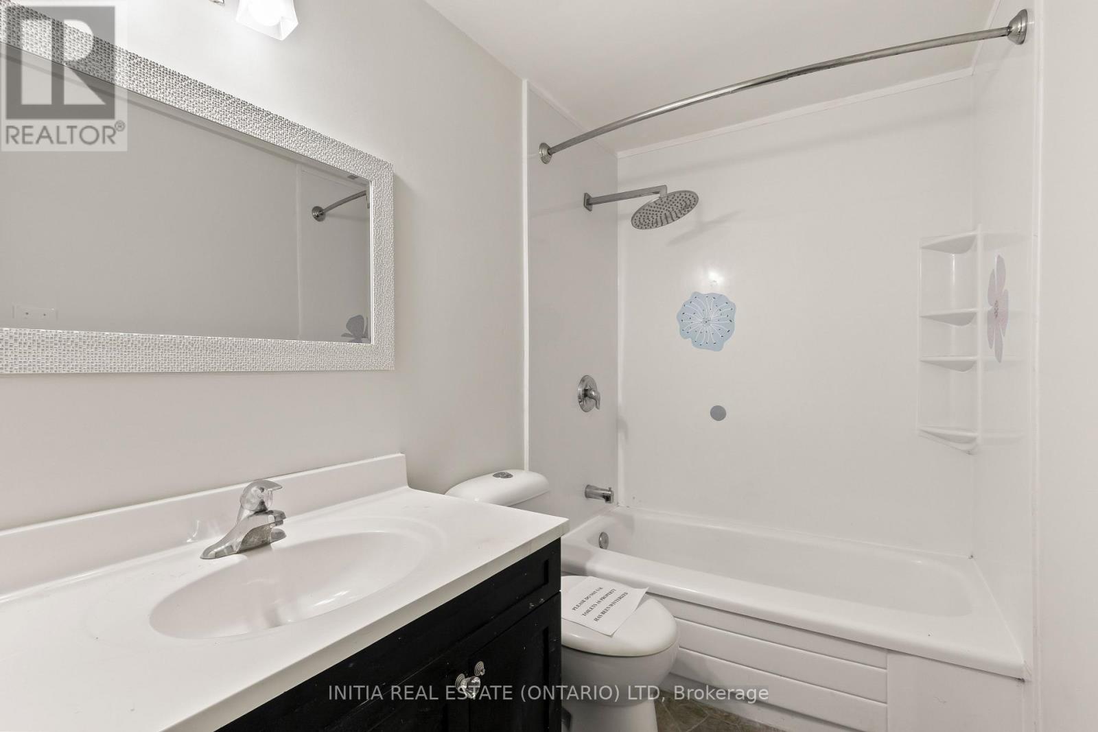 18 - 320 Westminster Avenue, London South, Ontario N6C 5H5 - Photo 17 - X12561246