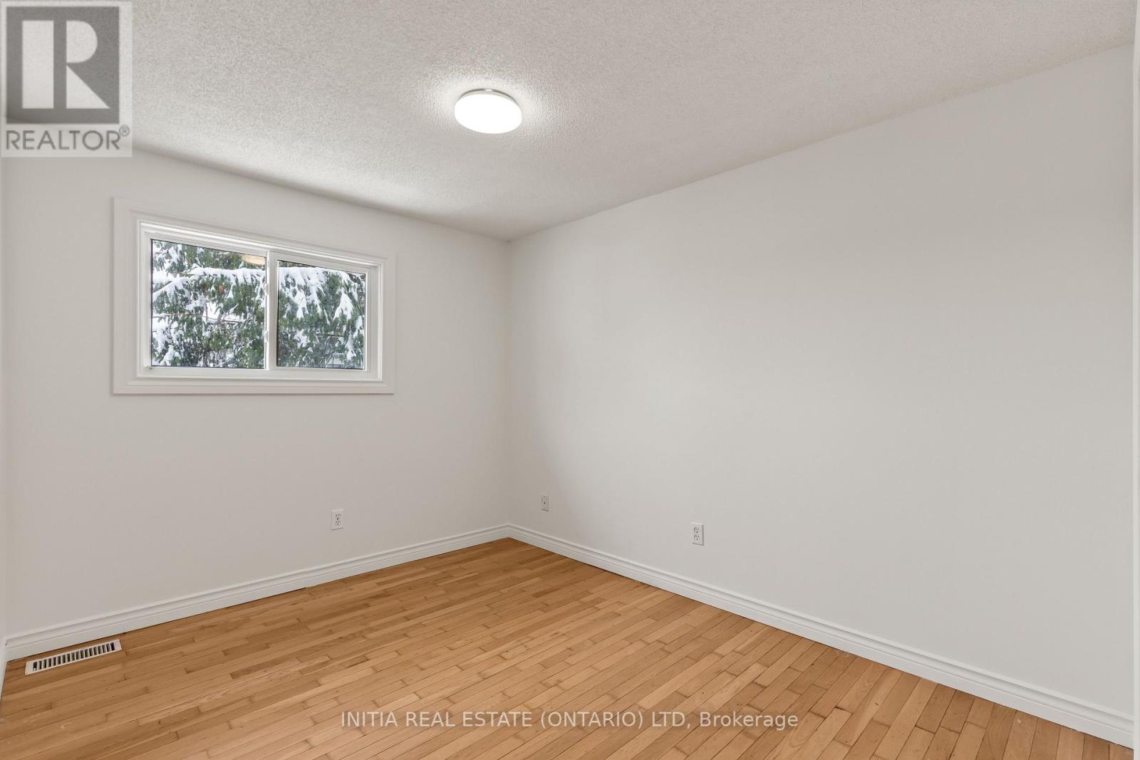 18 - 320 Westminster Avenue, London South, Ontario N6C 5H5 - Photo 18 - X12561246