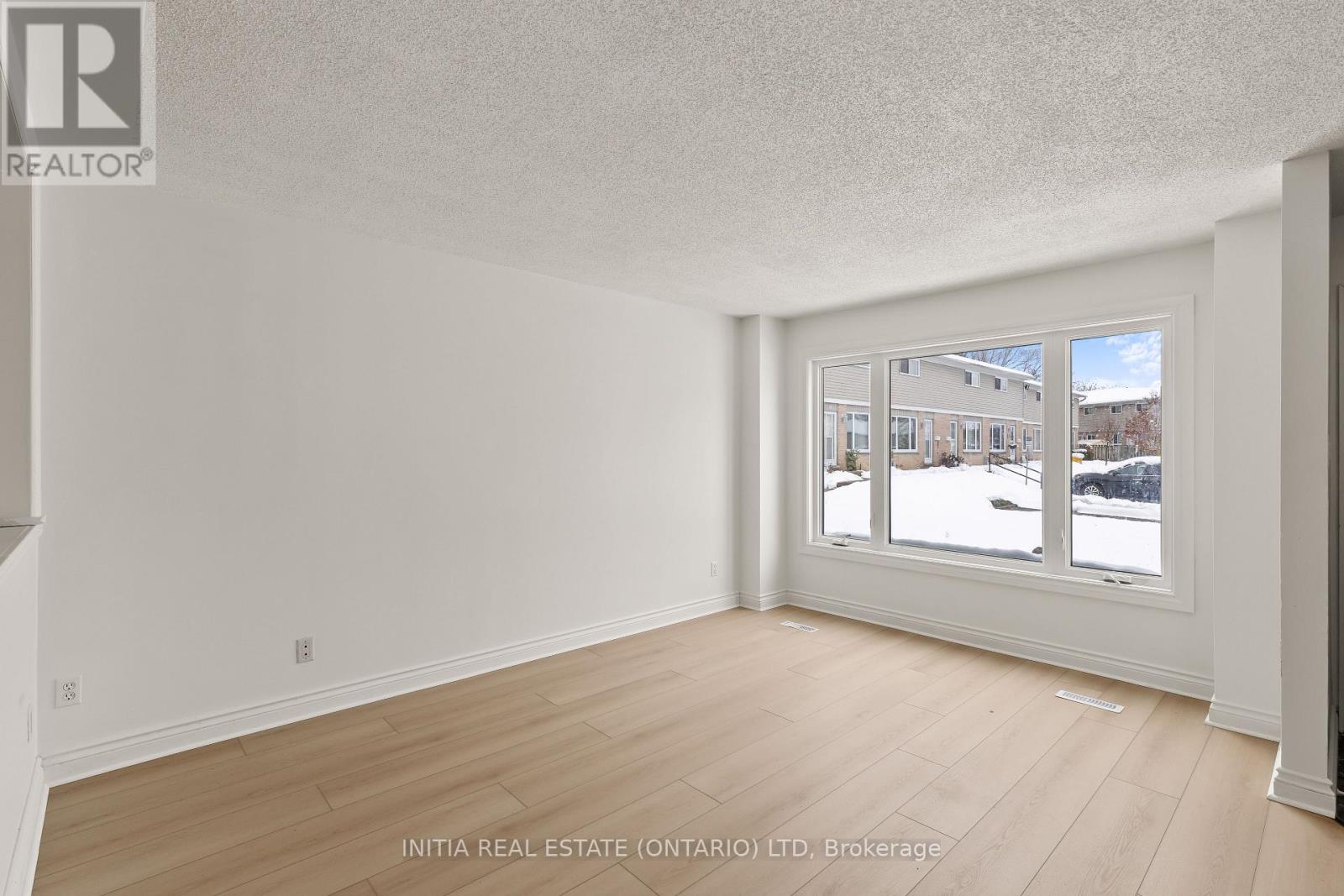 18 - 320 Westminster Avenue, London South, Ontario N6C 5H5 - Photo 4 - X12561246