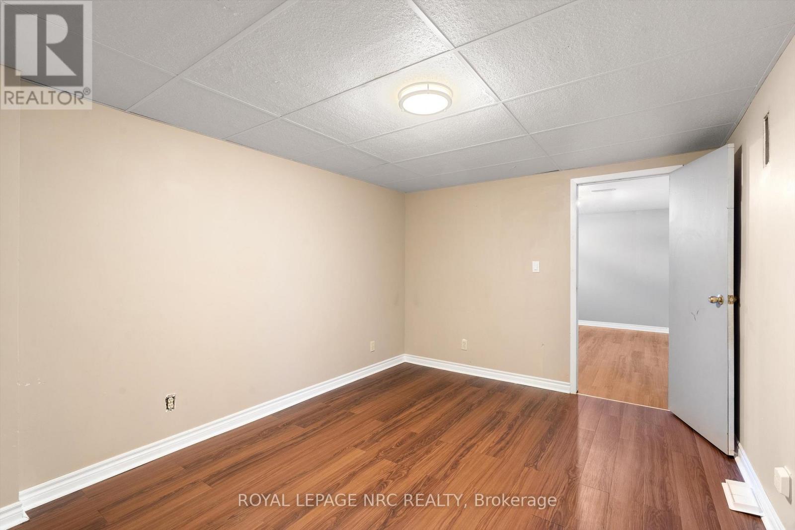 15 Michigan Avenue, St. Catharines, Ontario  L2N 4G7 - Photo 28 - X12561274