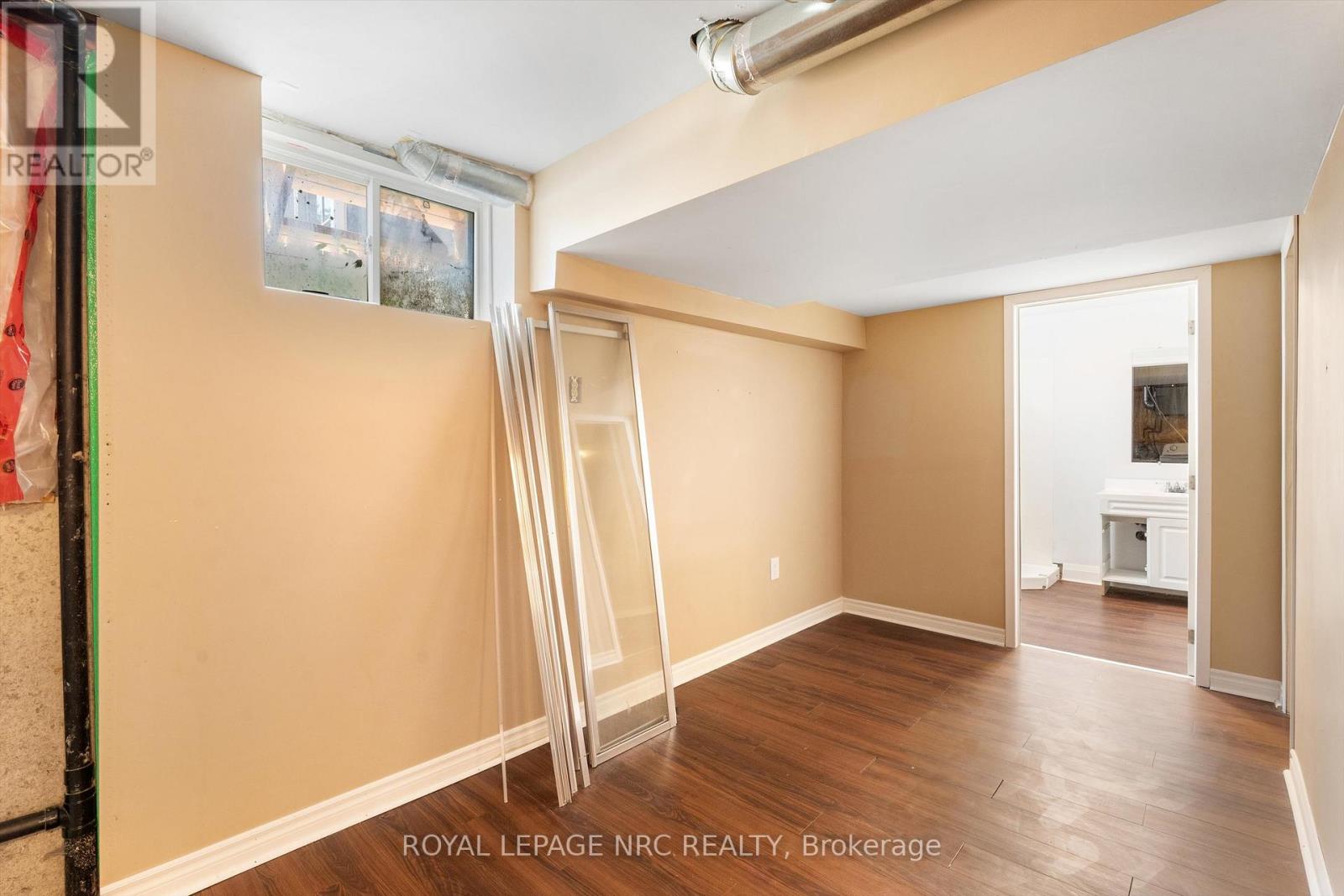 15 Michigan Avenue, St. Catharines, Ontario  L2N 4G7 - Photo 32 - X12561274